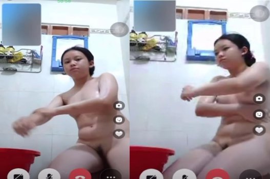 Bùi Trúc Nhi phá đảo phe18 với bạn trai sướng hết nấc